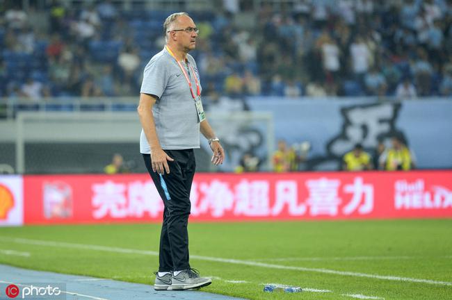津媒:施蒂利克明知问题却无法解决 成绩决定一切