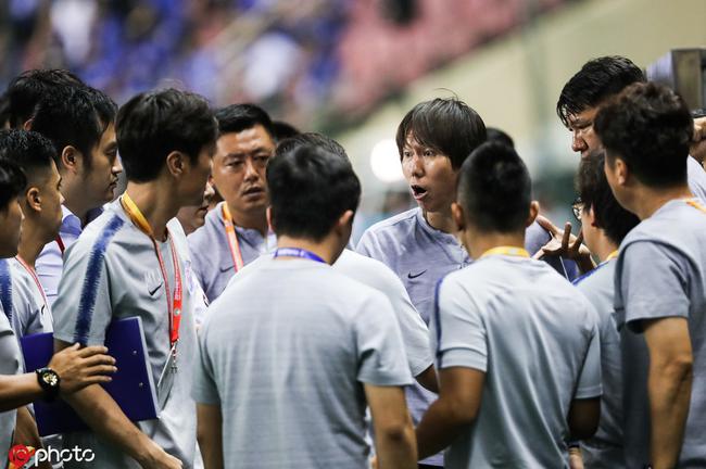 李铁解释争执:要和对手握手 申花教练误认为起冲突
