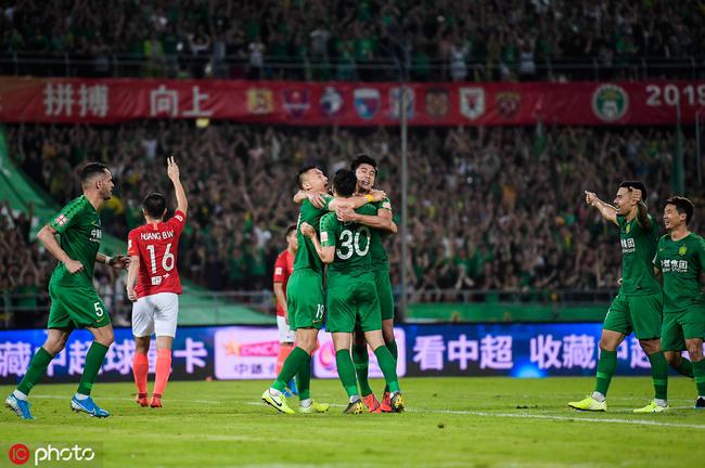 半场-暴力鸟破僵张玉宁扳平新星伤退 国安1-1恒大