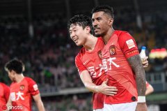 中超诸神之神!方位后腰数据却超前锋 预订赛季