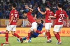 央视说明:建业被判点球命运差 埃德尔倒地值得商