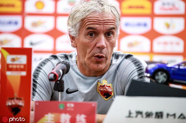 多纳多尼以托西奇为例 鼓励深足德比战大胆进攻