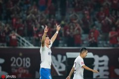 半场-吕文君破僵局瓦格纳泰山压顶 上港暂1-1泰达