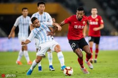 半场-姜积弘染红送点索萨射中斩首球 深圳1-0富力