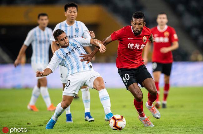 半场-姜积弘染红送点索萨命中斩首球 深圳1-0富力