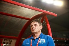 斯托:单场三点两红接受太多 生计初次简直是噩梦