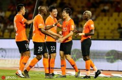 中超-明日传射莫伊塞斯斩处子球 卓尔2-1反转鲁能