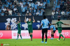 技惊四座!张玉宁再秀国际波神技 为御林军奠定胜
