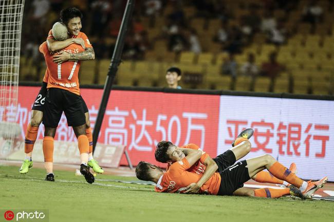 卓尔首胜前四队基本上岸 双子星让人想起两功勋