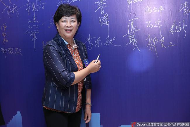 天津体育局局长:让更多人参与足球 成为示范城市