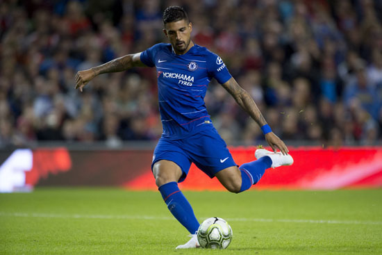 记者：切尔西埃默森商谈续约 愿提供500万年薪