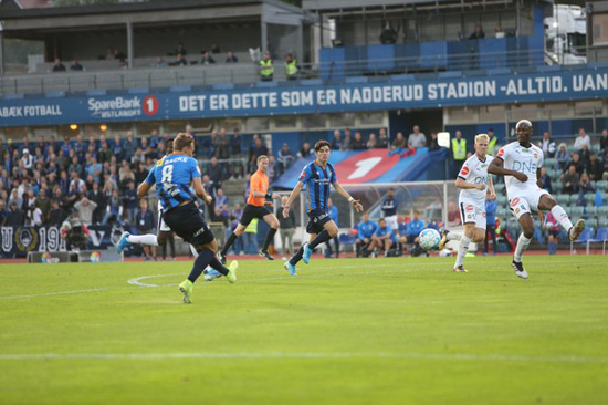 稳笔挪超推荐：斯塔贝克 VS 莫尔德