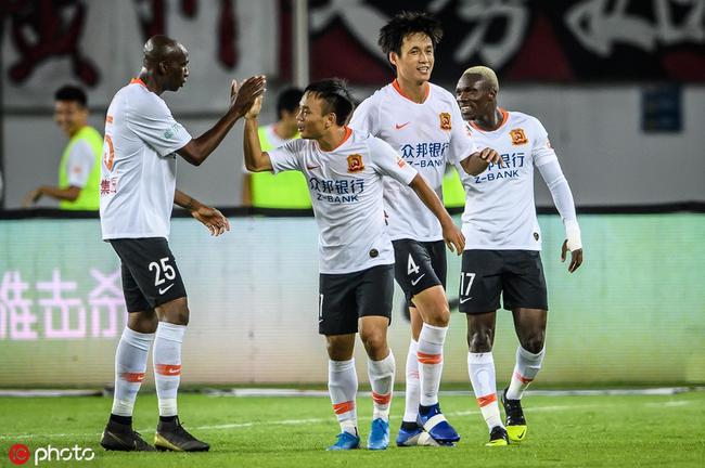 没想到夺冠悬念让这支升班马拉回 冲14年最佳战绩