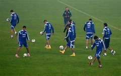 约翰马里连场梅开二度 12场9球深圳佳兆业最佳引